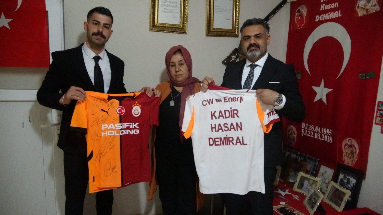 Şehit annesinin Galatasaray forması isteği yerine getirildi