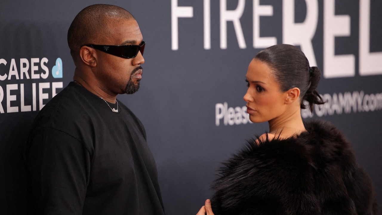 Türkiye'ye de gelecekti... Kanye West konserini erteledi