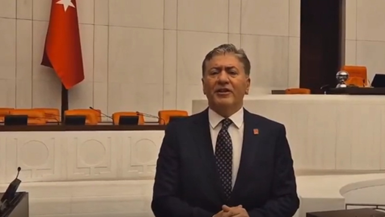 Boş Meclis'ten AKP'lilere seslendi: Neredesiniz?