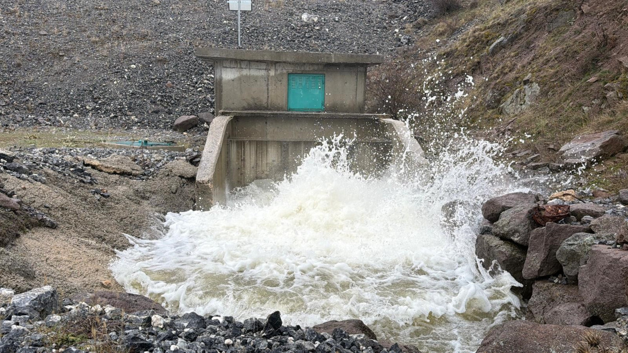 Kapaklar açıldı, Eber Gölü'ne can geldi