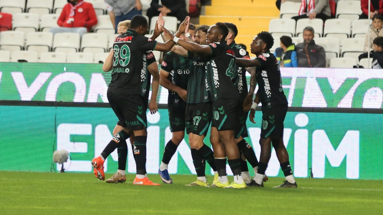 Konyaspor çıkışını Antalya'da da sürdürdü: 0-2