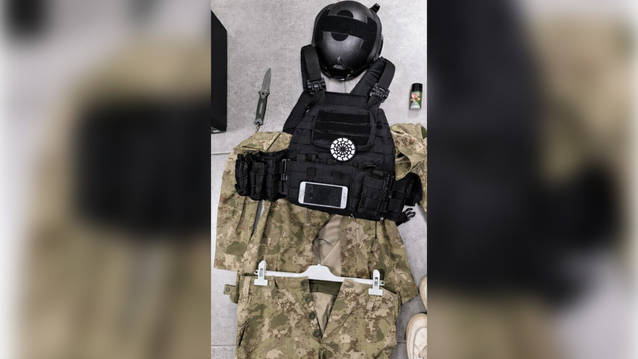 Okul saldırılarıyla ilgili paylaşım yapan liseli gözaltına alındı