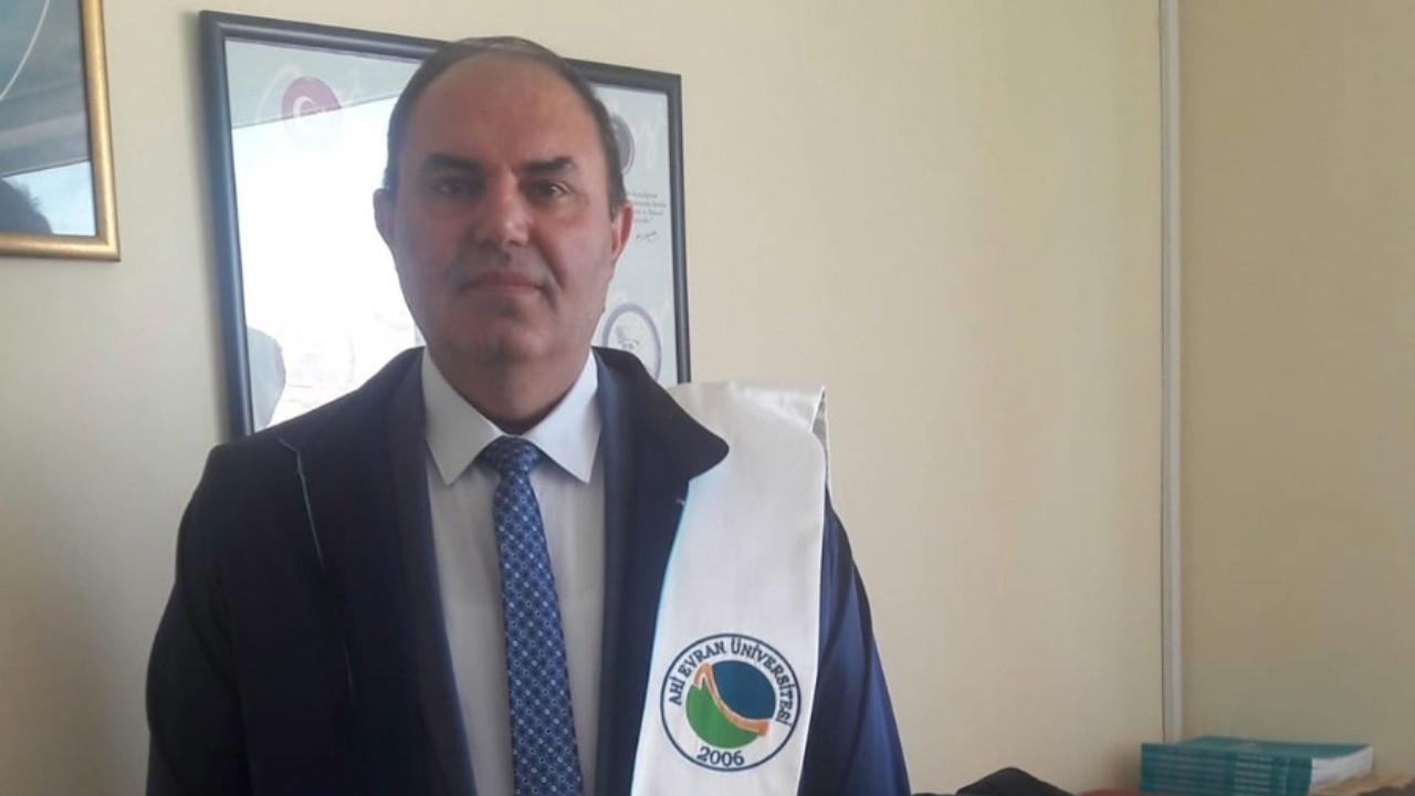 Üniversitede fenalaşıp hayatını kaybetti