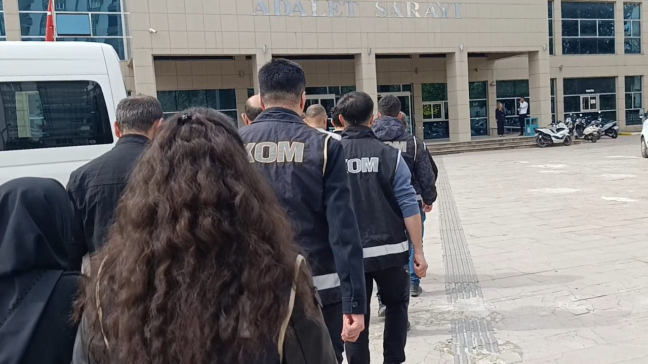 2 kilo 729 gram kaçak altın ele geçirildi: 4 tutuklama