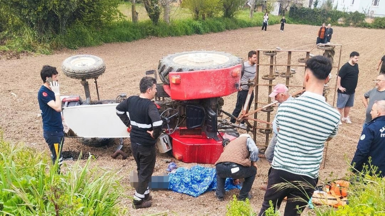 Traktör devrildi: 59 yaşındaki adam öldü
