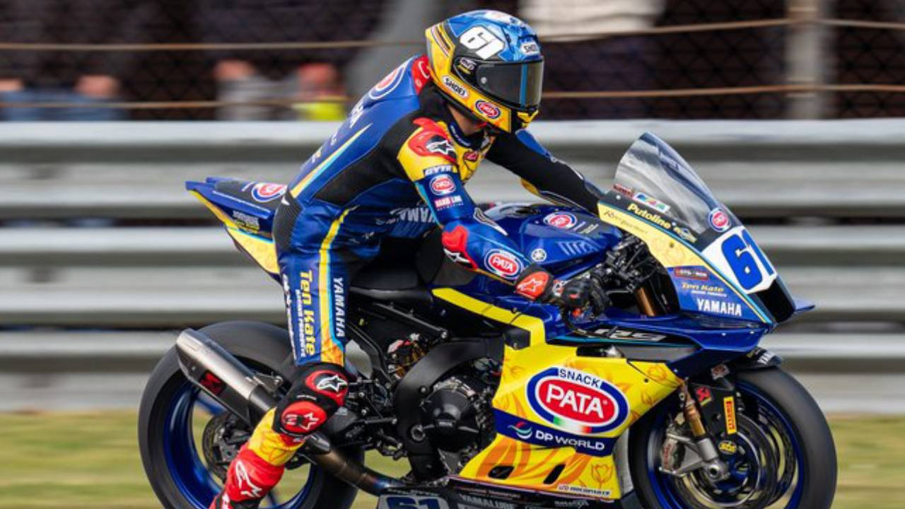 Can Öncü, Hollanda'da podyumda