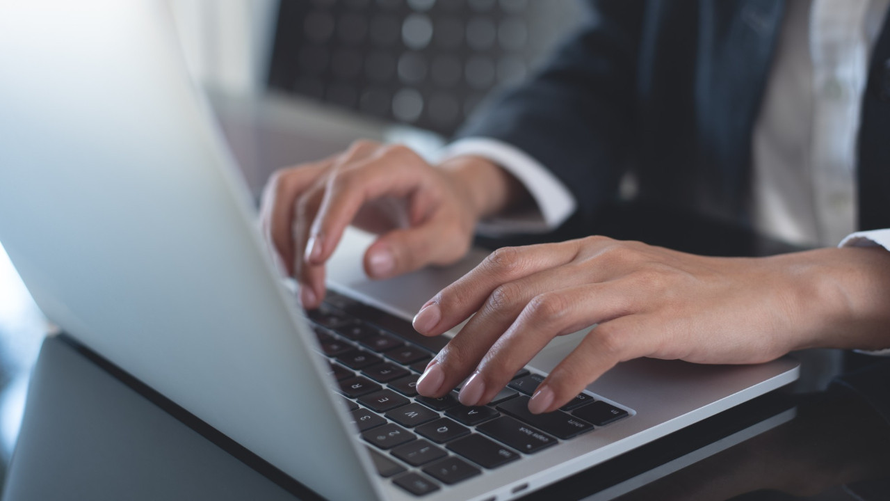 Enerji krizine karşı zorunlu uzaktan çalışma geliyor