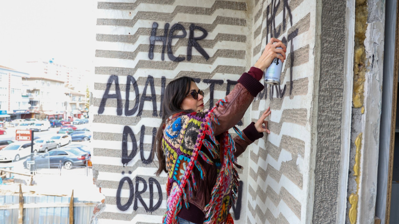 Kentsel dönüşüme şarkı sözleriyle tepki