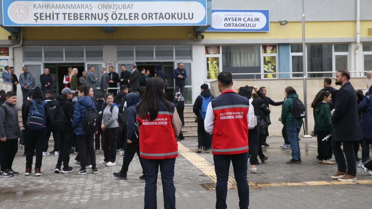 Katliama tanık olan çocuklar dersbaşı yaptı