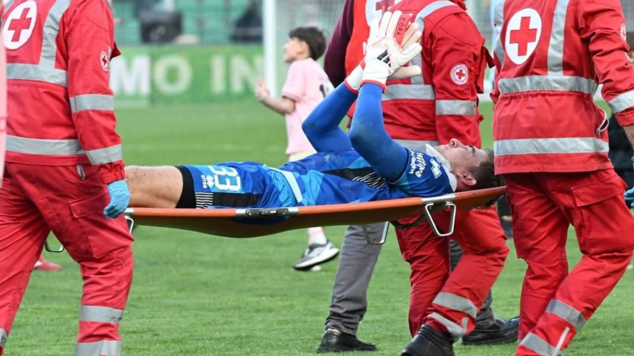 Maçta boynu kırıldı: Efsane ismin oğlu ölümden döndü