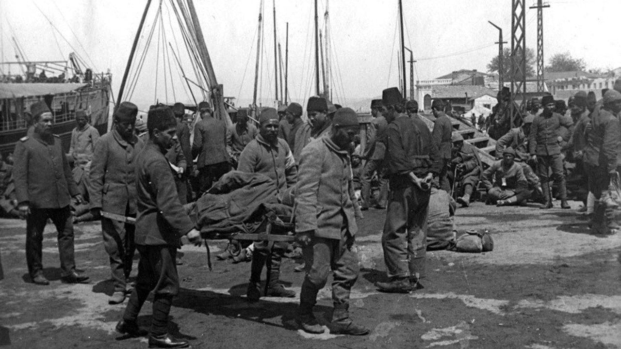 Savaşın bilinmeyen yüzü: İstanbul’daki okullar yaralı askerlere açıldı