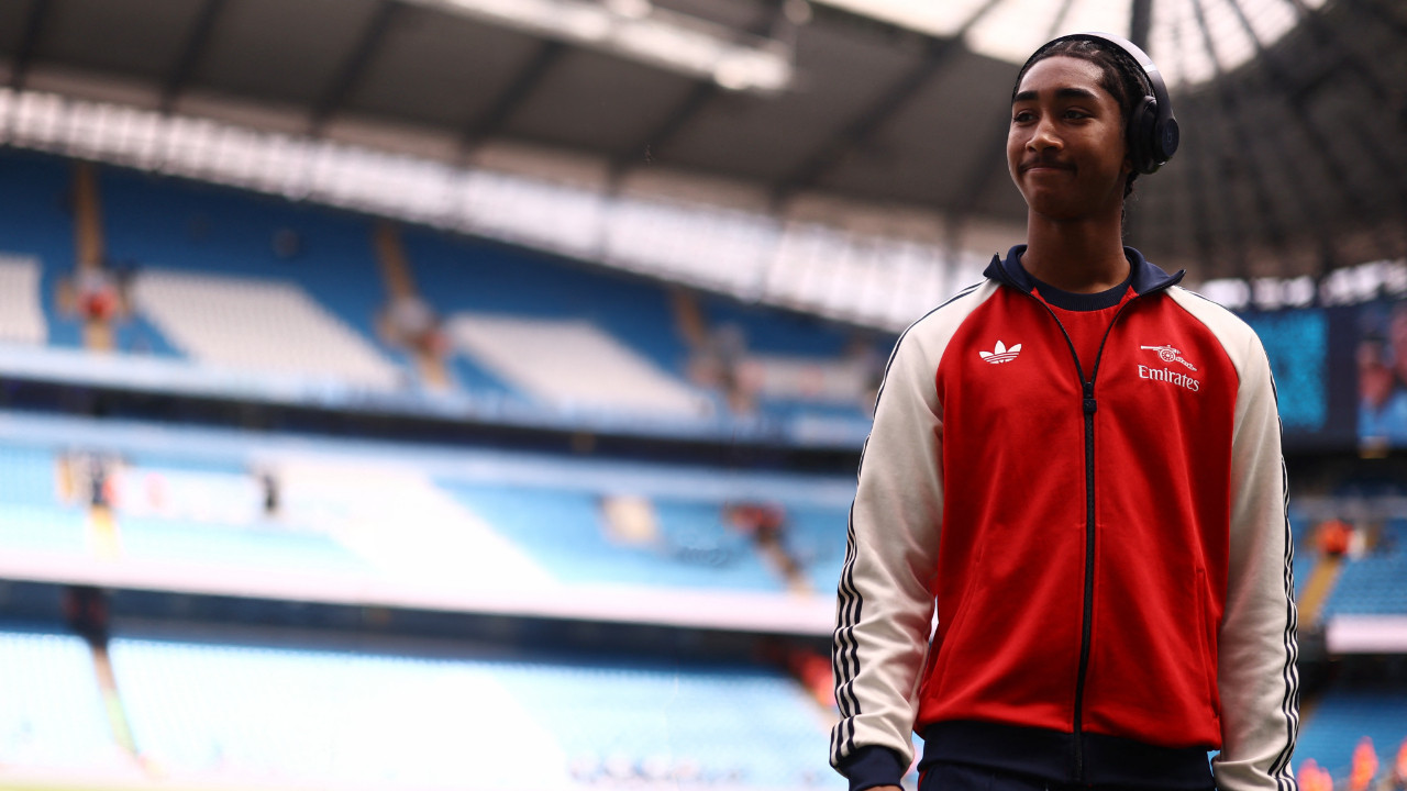 Arsenal, 16 yaşındaki stoper Marli Salmon'u yuvada tuttu!