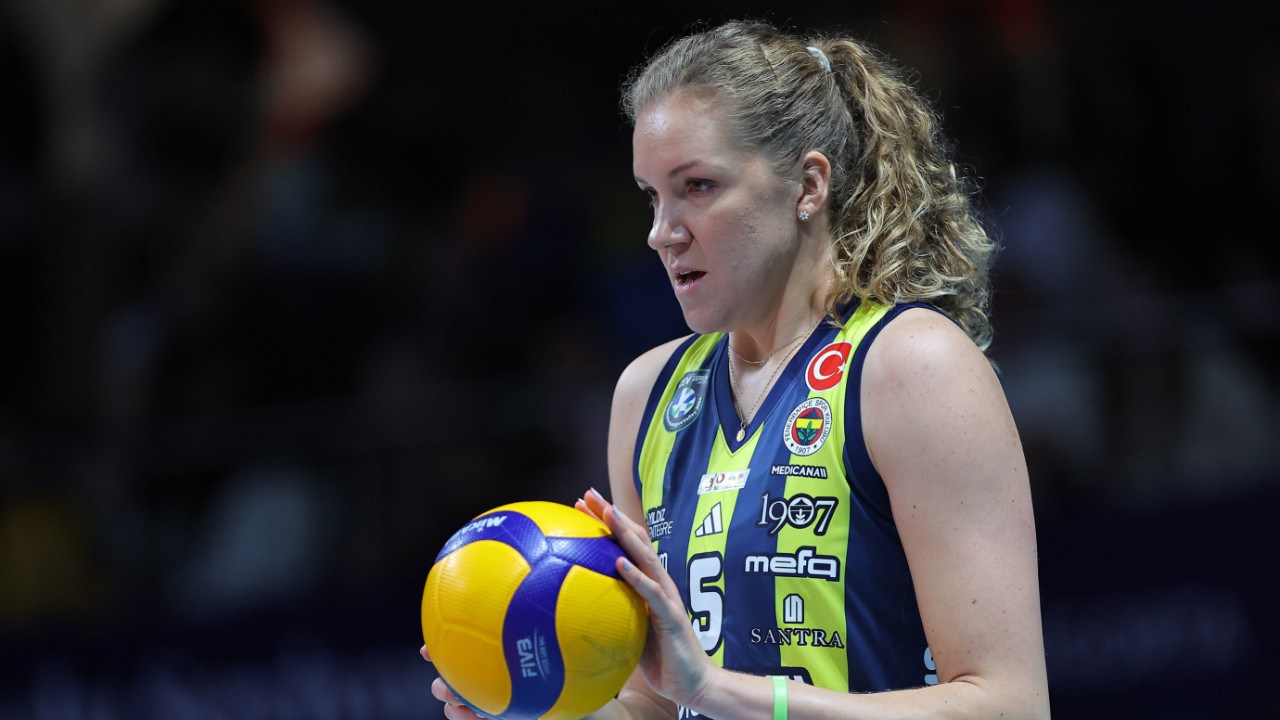 Fenerbahçe’den ayrıldı: Yıldız oyuncu kariyerine ara veriyor