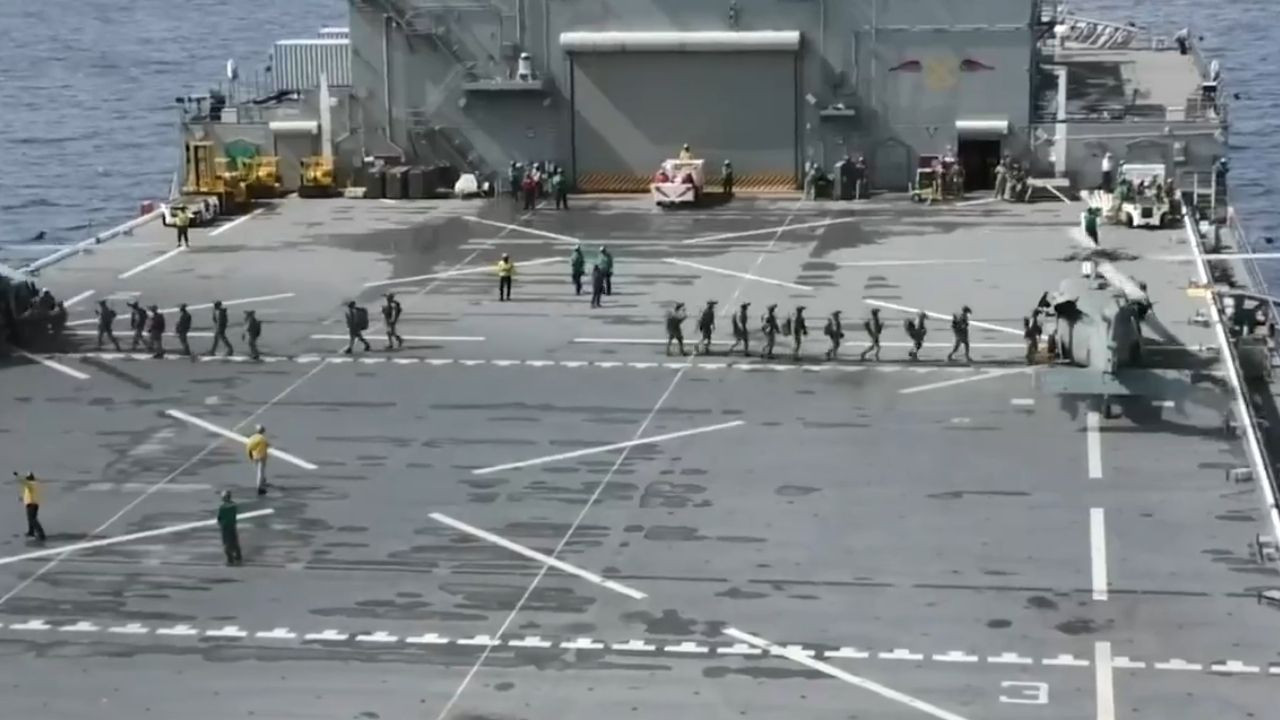 'Hayalet tanker'e gece baskını