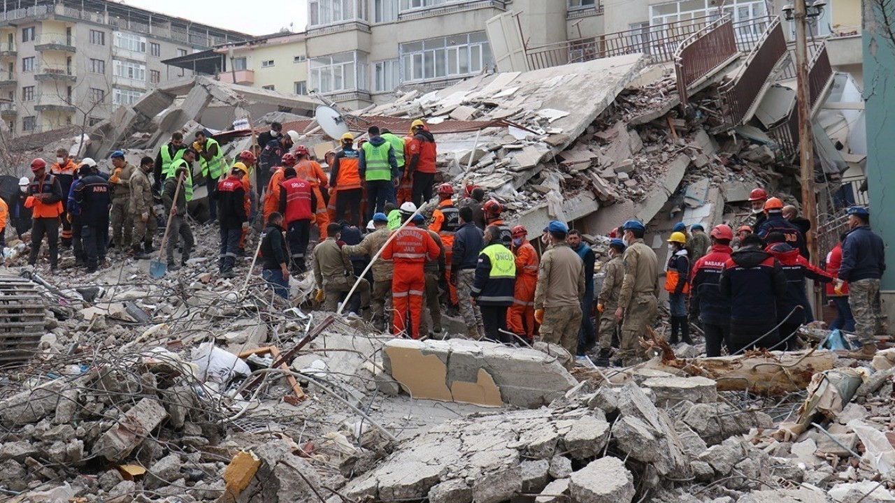 Nusret Bey Apartmanı davasında iki kamu görevlisine hapis cezası