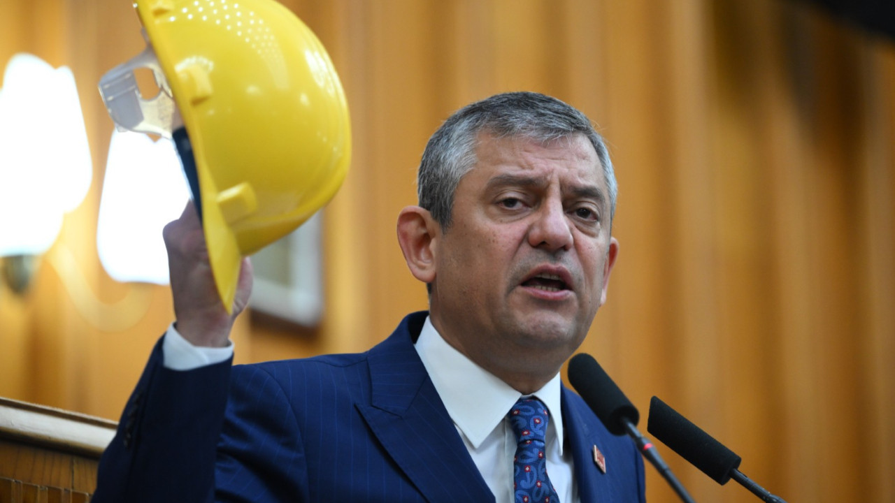 Özgür Özel'den 'hodri meydan': 55 vekilin istifasını getirmeyen namerttir