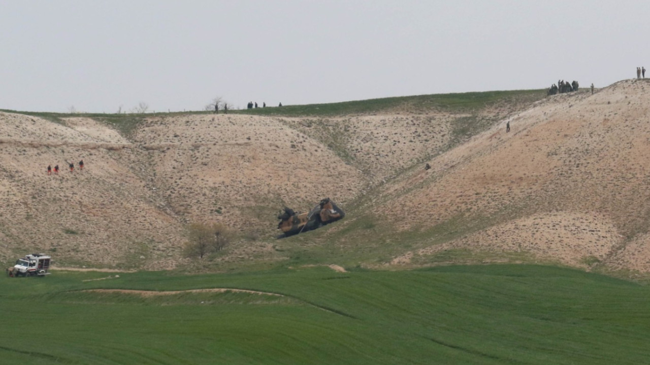 Başkentte kaza yapan helikopterden ilk görüntüler