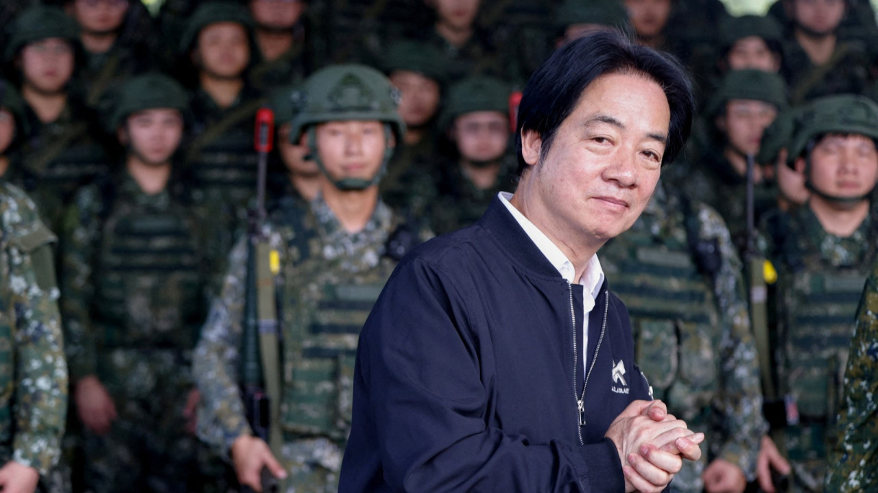 Krizde bir ilk: Ülkeler hava sahasını Tayvan liderine kapattı