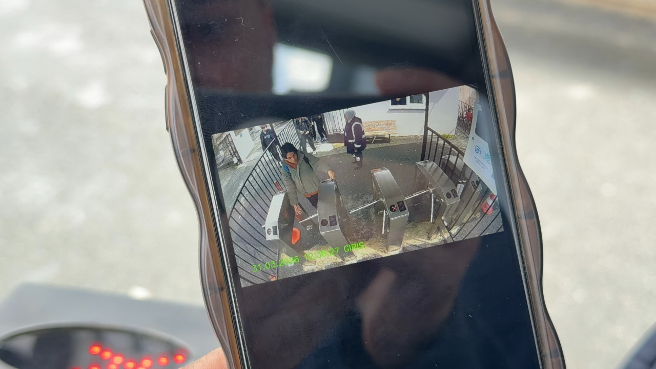 Öğrenci okula girdiğinde veliye fotoğraflı bildirim