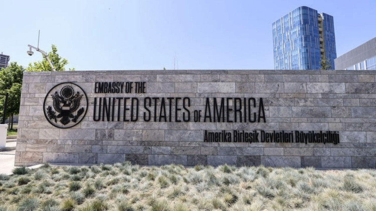 ABD Büyükelçiliği'nden şaşırtan 23 Nisan mesajı