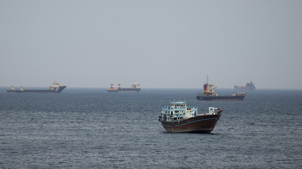 İran: Ablukaya rağmen İran’a ait gemi Umman Denizi’ni geçerek ülkeye ulaştı