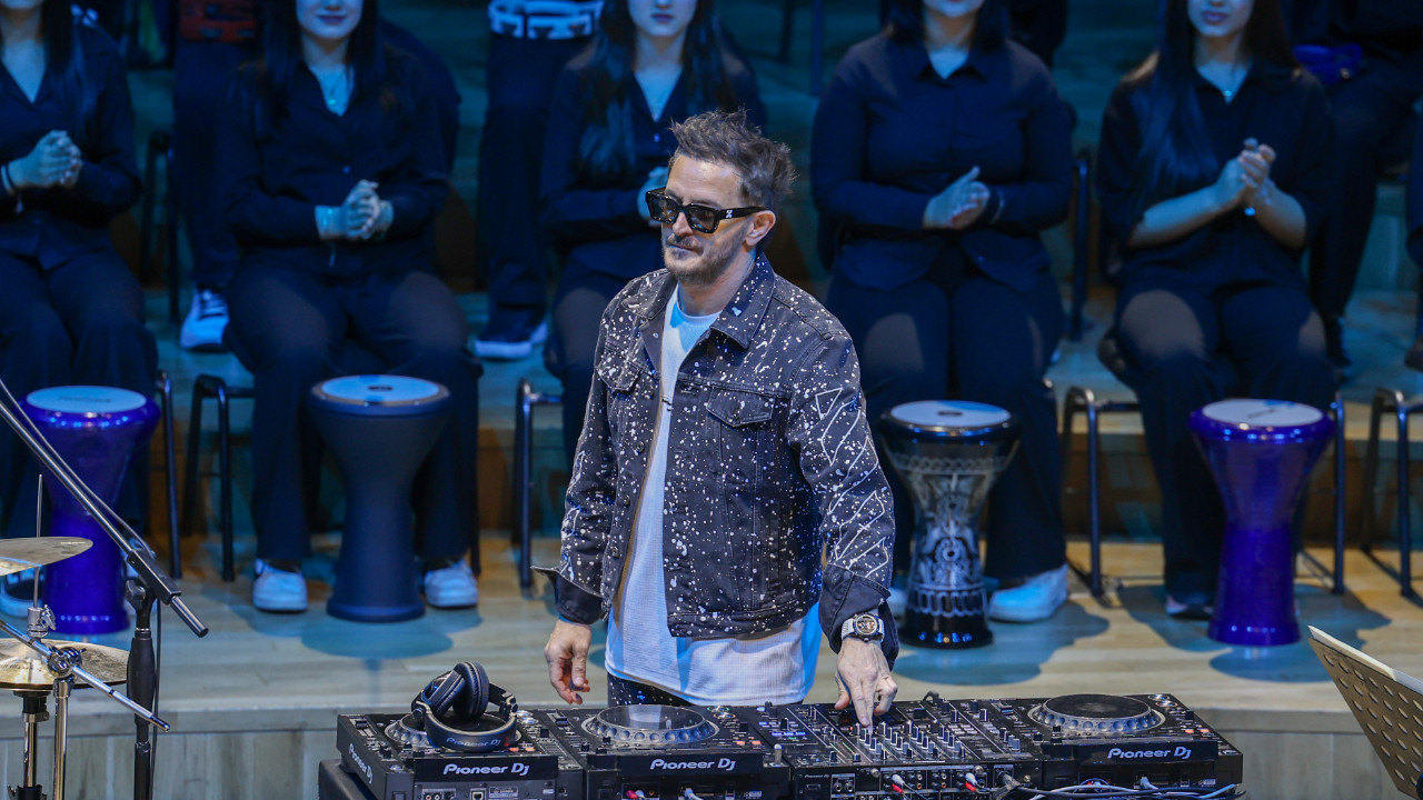 Ritim ve DJ performans senfoni ile birleşti