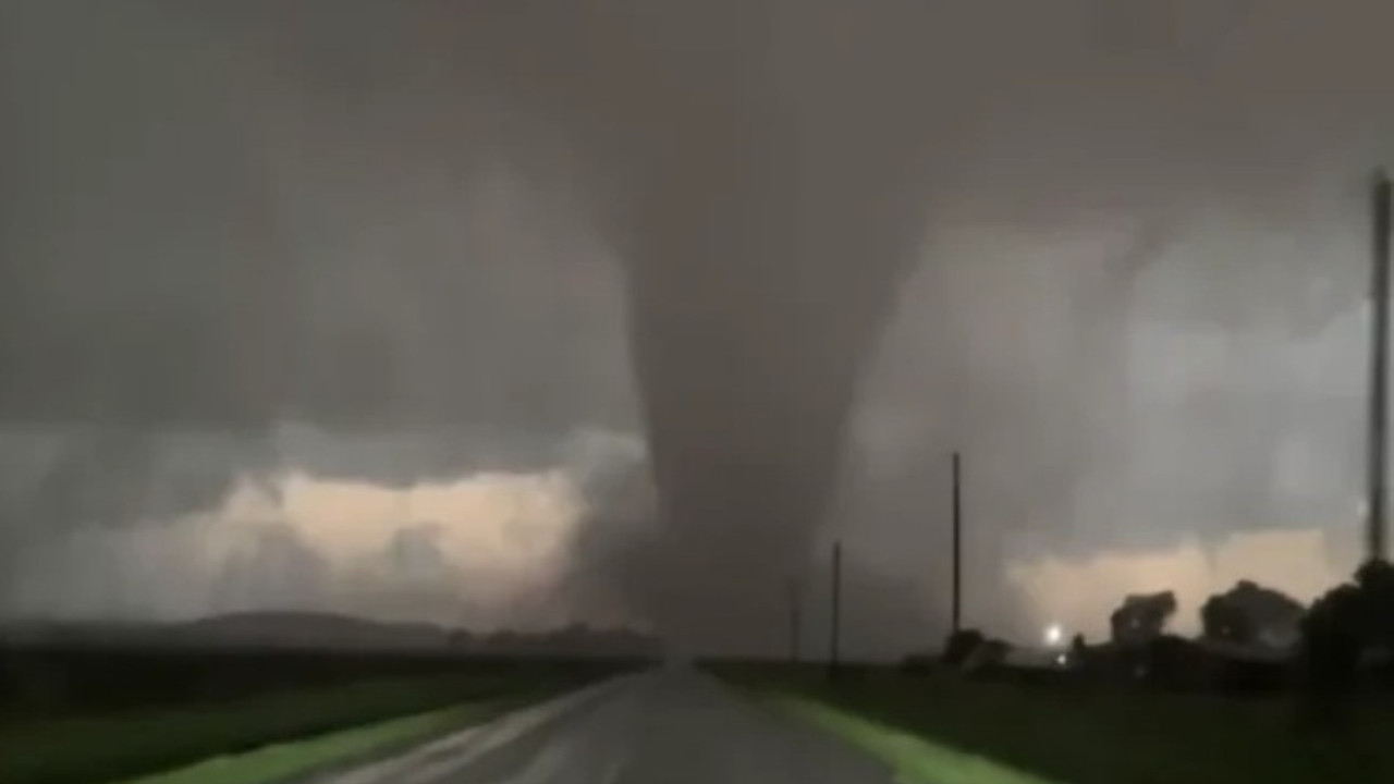 ABD'yi hortum vurdu: Çok sayıda yaralı var