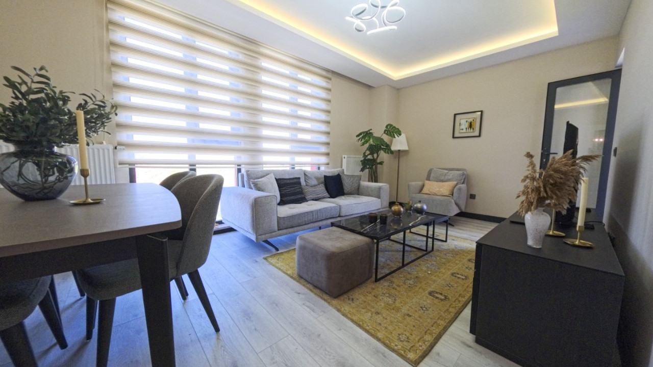 İstanbul'da TOKİ kurası öncesi örnek daireler tanıtıldı