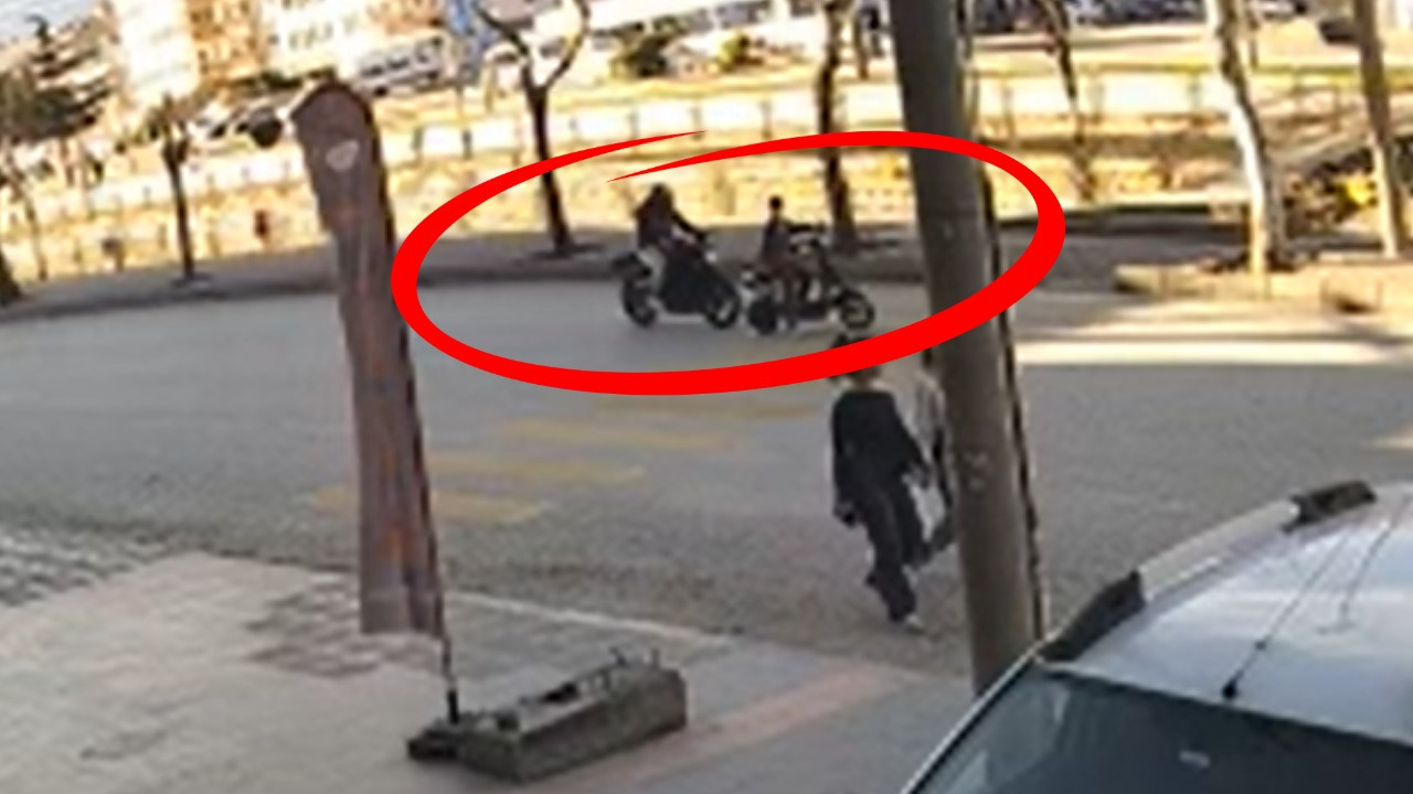 9 yaşındaki scooter sürücüsü ağır yaralandı