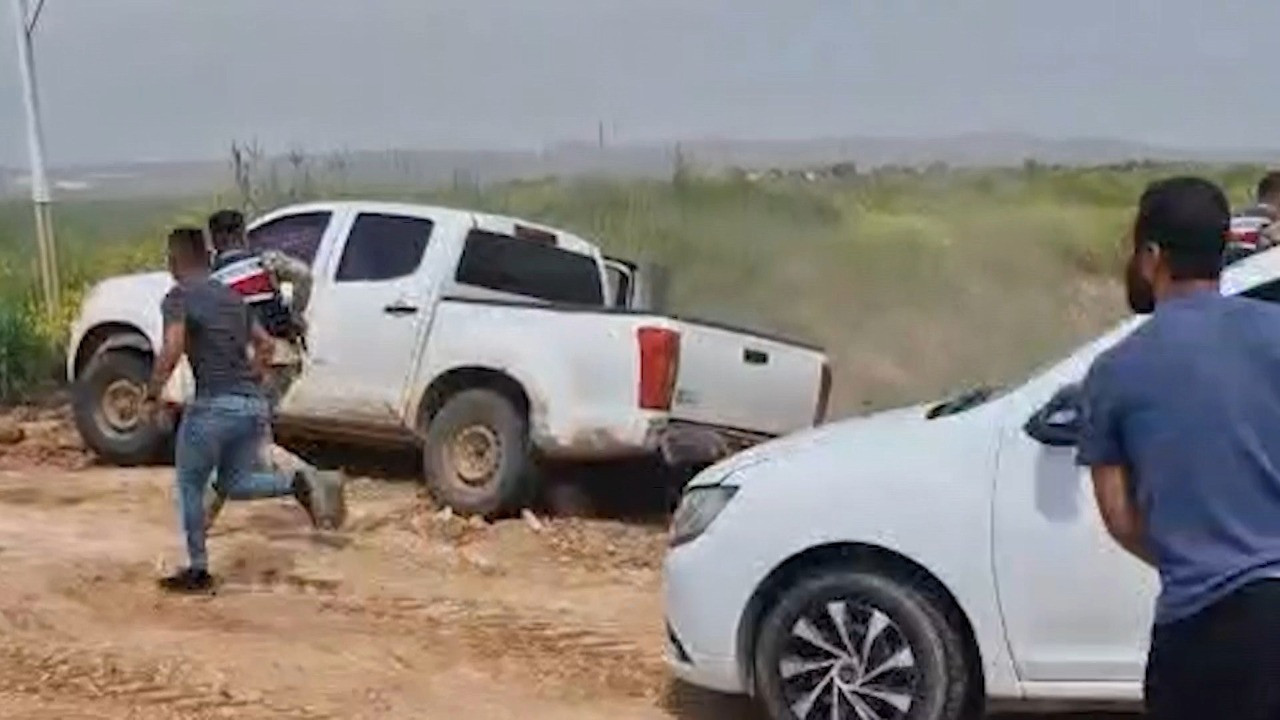 Sınırda insan kaçakçılarıyla kovalamaca: 3 gözaltı