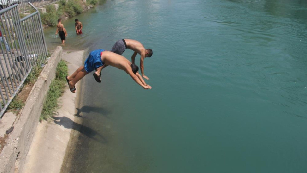 Adana’da acı tablo: Bir haftada, serinlemek isteyen 3 genç hayatını kaybetti