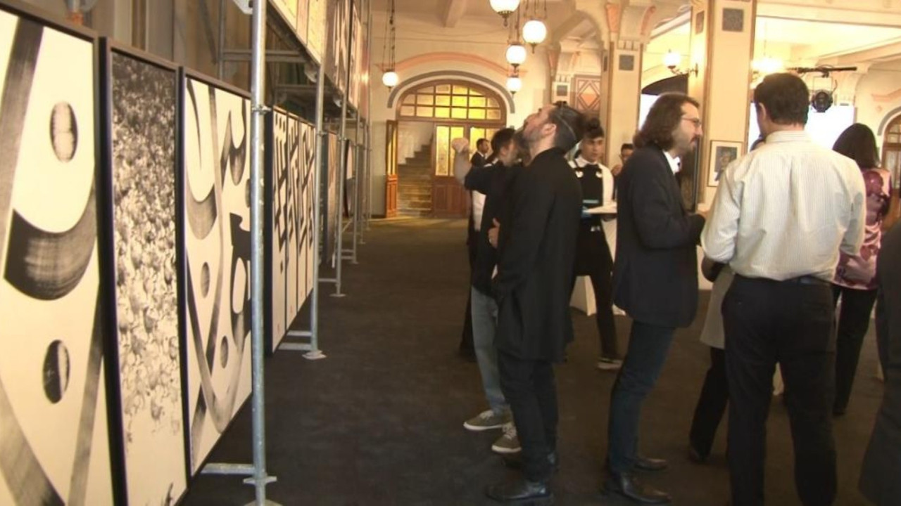 Barış Manço'nun şarkılarından esinlenilerek yapılan eserler sanatseverlerle buluştu