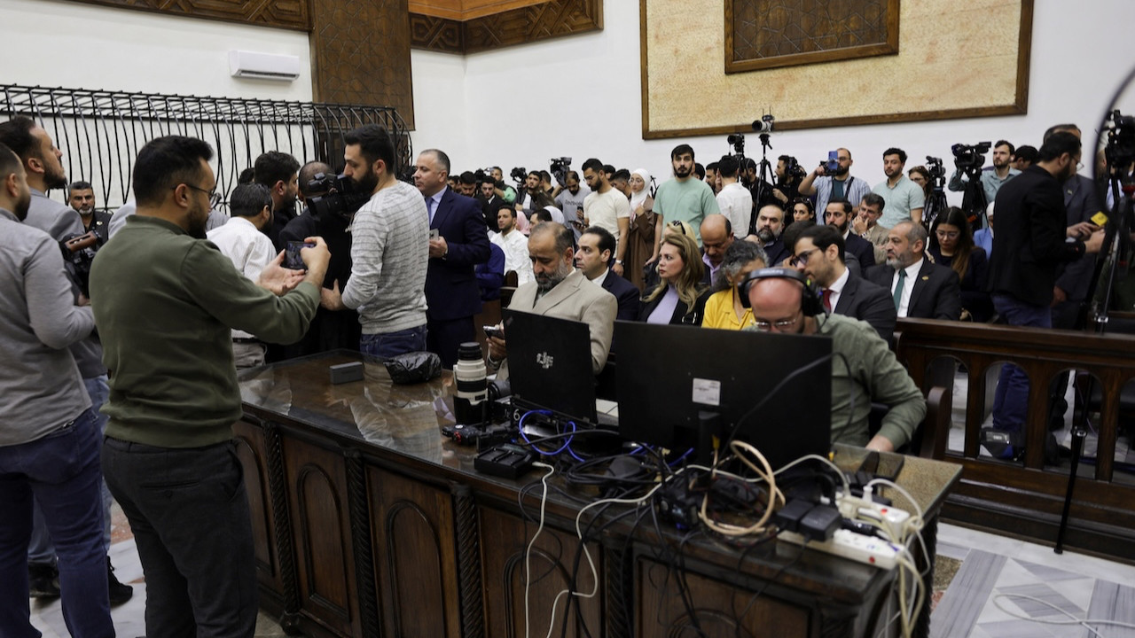 Esad için gıyabi yargılama süreci başladı