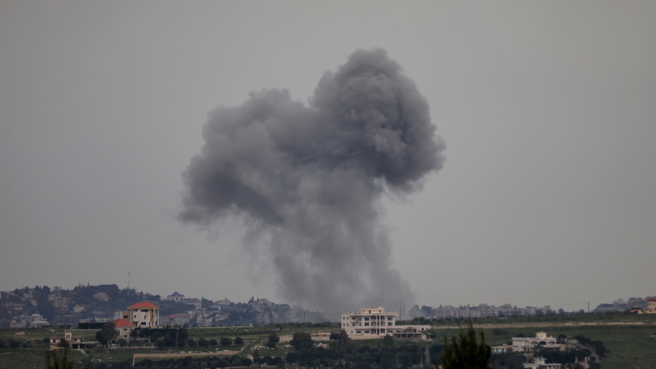 İsrail, ateşkese rağmen Lübnan'ı vurdu