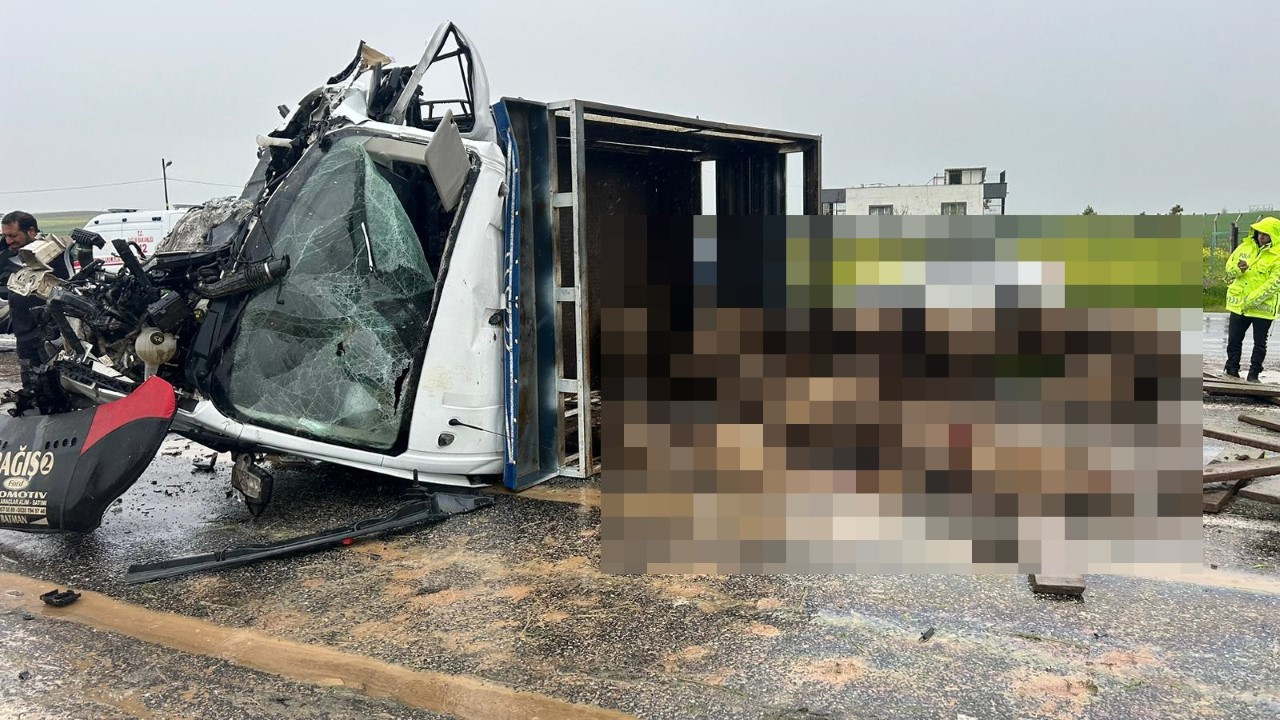 Siirt’te feci kaza: 2 ölü, 3 yaralı