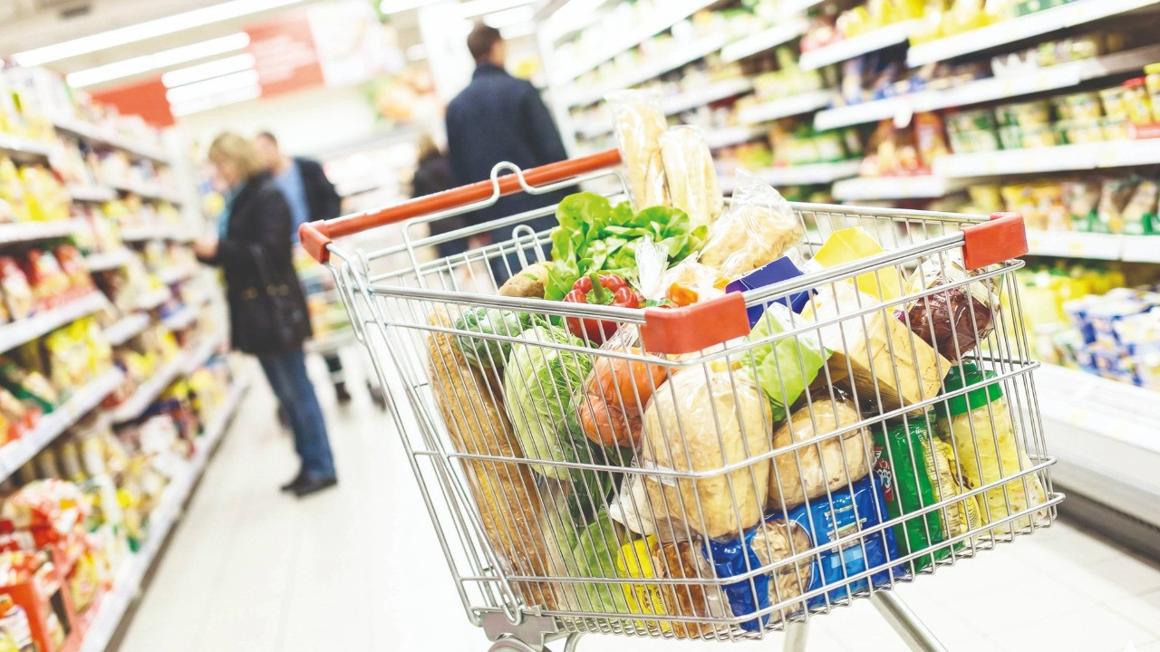 Vatandaş gıdadan daha fazla kısacak