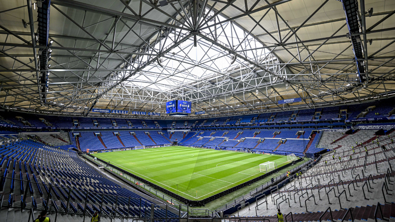 Veltins Arena'da kan donduran olay: Tuvalette unutulan adam ölü bulundu