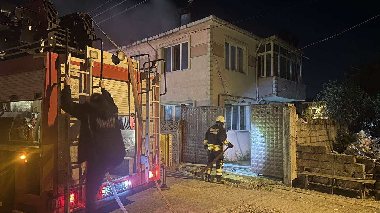 Evde uyurken yangın çıktı: Ekipler zamanla yarıştı