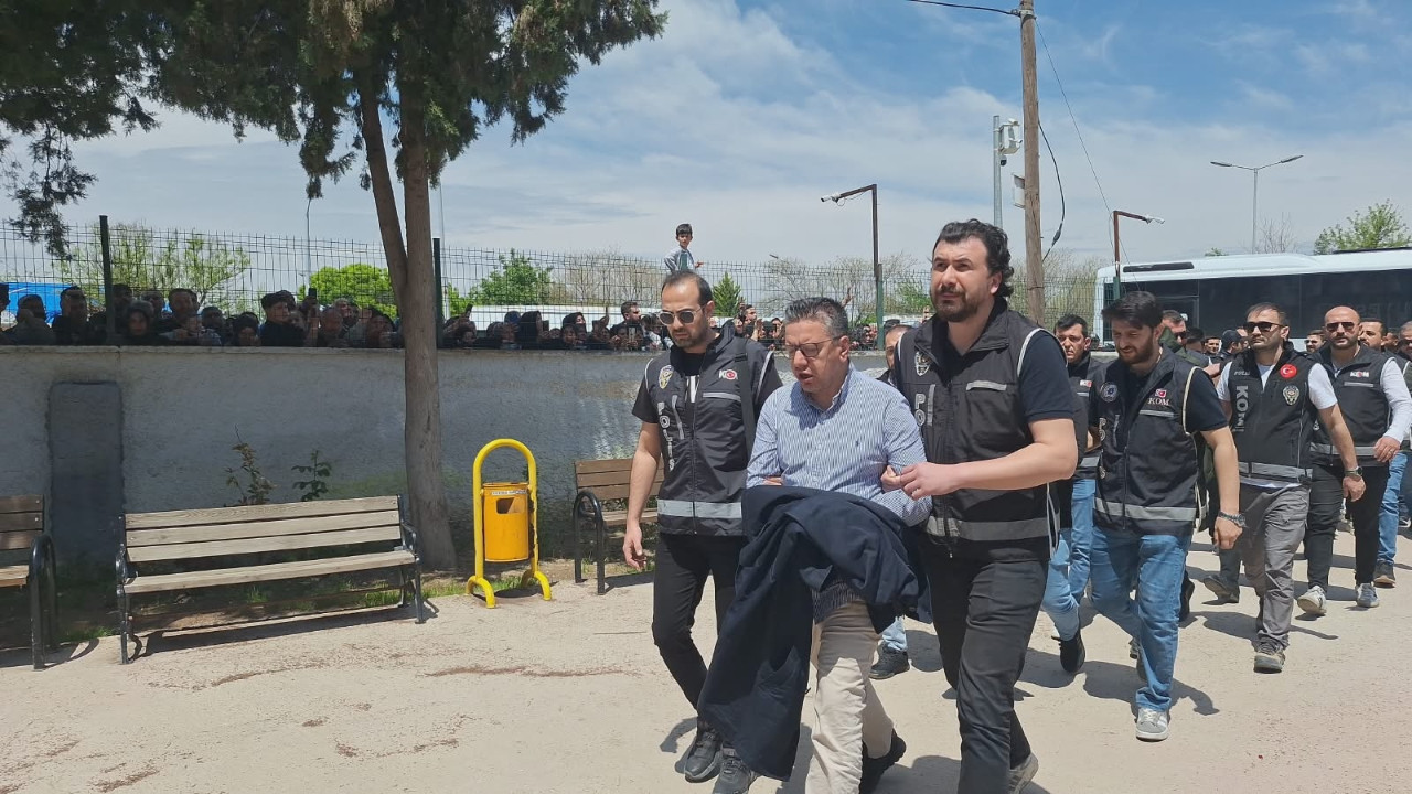 Halfeti Belediyesi operasyonunda 46 şüpheli adliyede