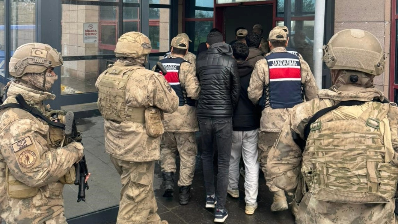 'Askerliğe elverişsiz' raporu düzenleyen çeteye operasyon