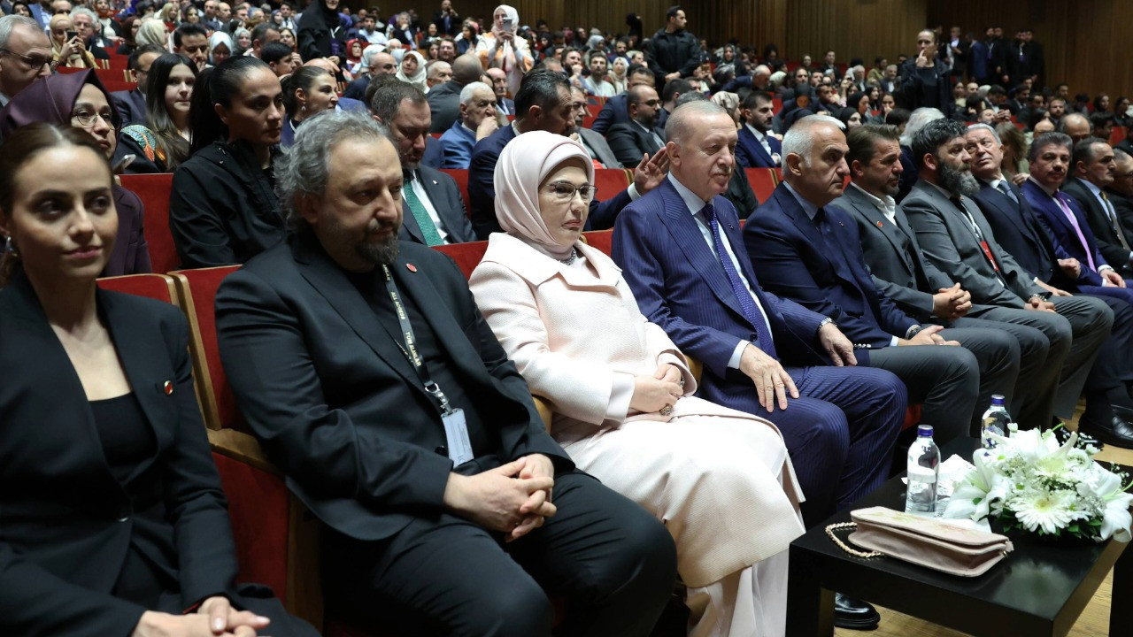 Cumhurbaşkanı Erdoğan İstanbul'da film galasına katıldı