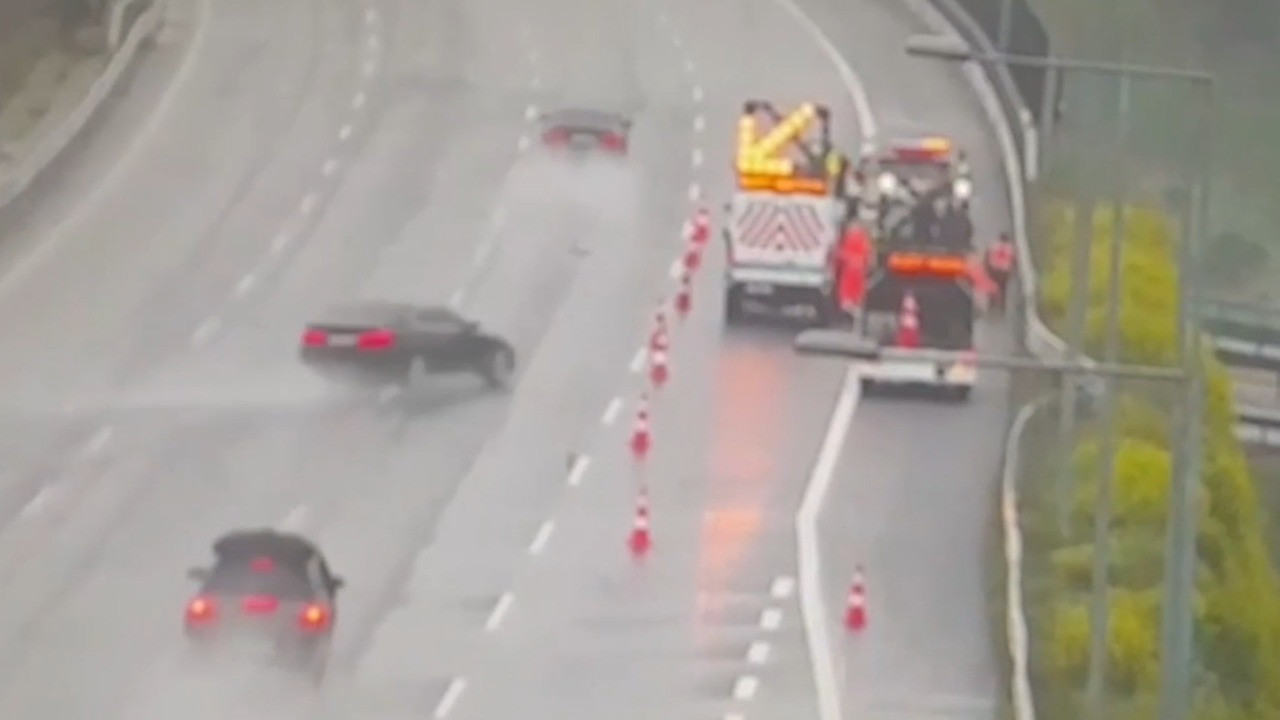 Otoyoldaki feci kaza kamerada