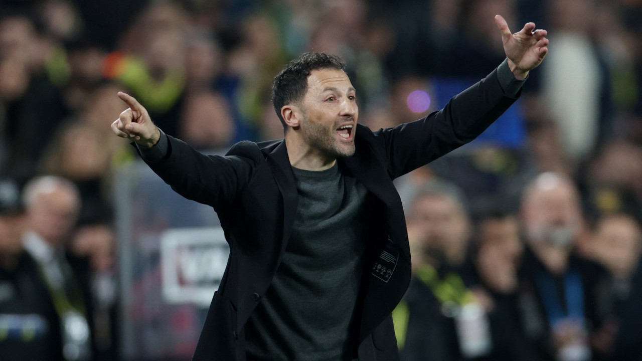 Fenerbahçe taraftarı Tedesco için Samandıra'da toplandı