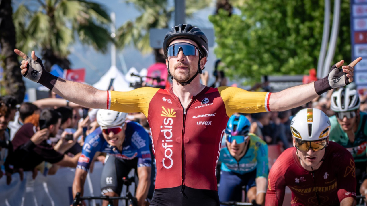 Marmaris - Fethiye'de zafer Aniolkowski'nin