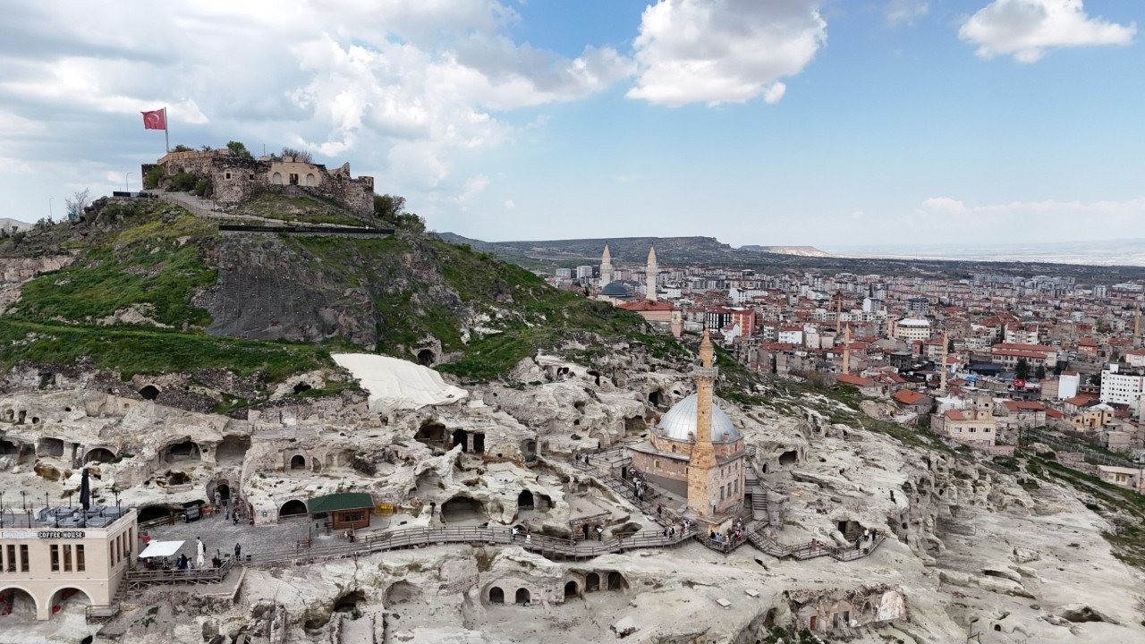 Nevşehir’de tarihi karar: Adı “Kapadokya” oldu