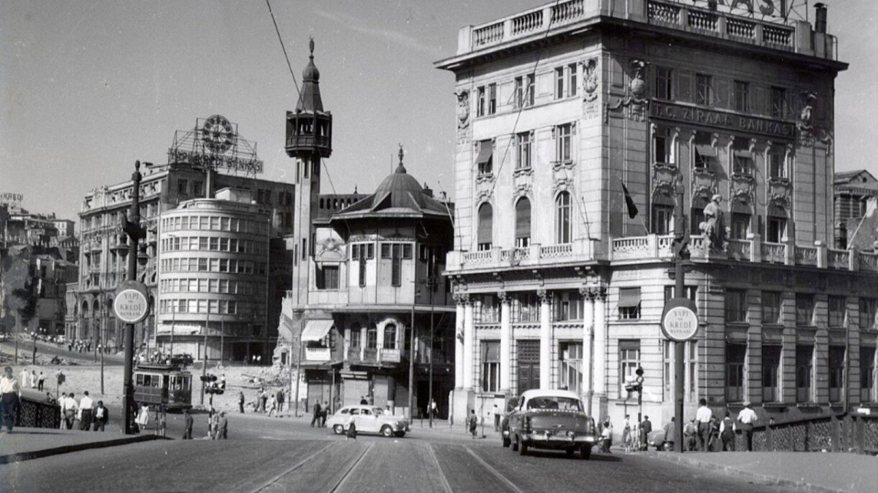 Adnan Menderes döneminde yıkılan camii yeniden inşa ediliyor