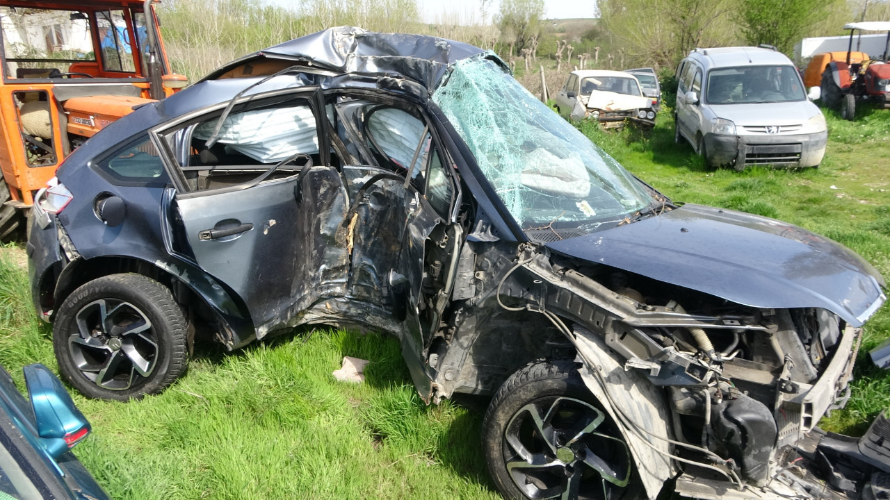 Feci kazada 19 yaşındaki futbolcu öldü