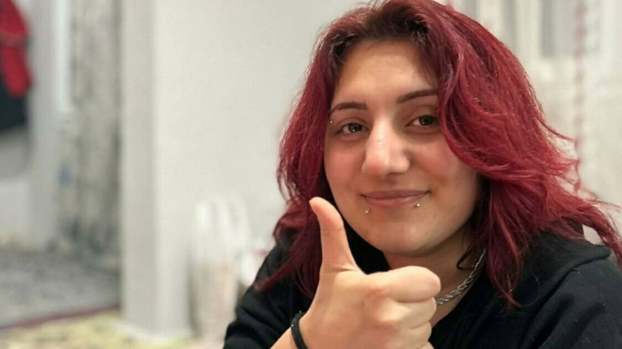 Burun estetiği sonrası yaşamını yitiren genç kadın son yolculuğuna uğurlandı