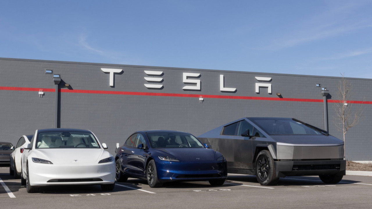 Musk şirketleri arasındaki para trafiği ortaya çıktı
