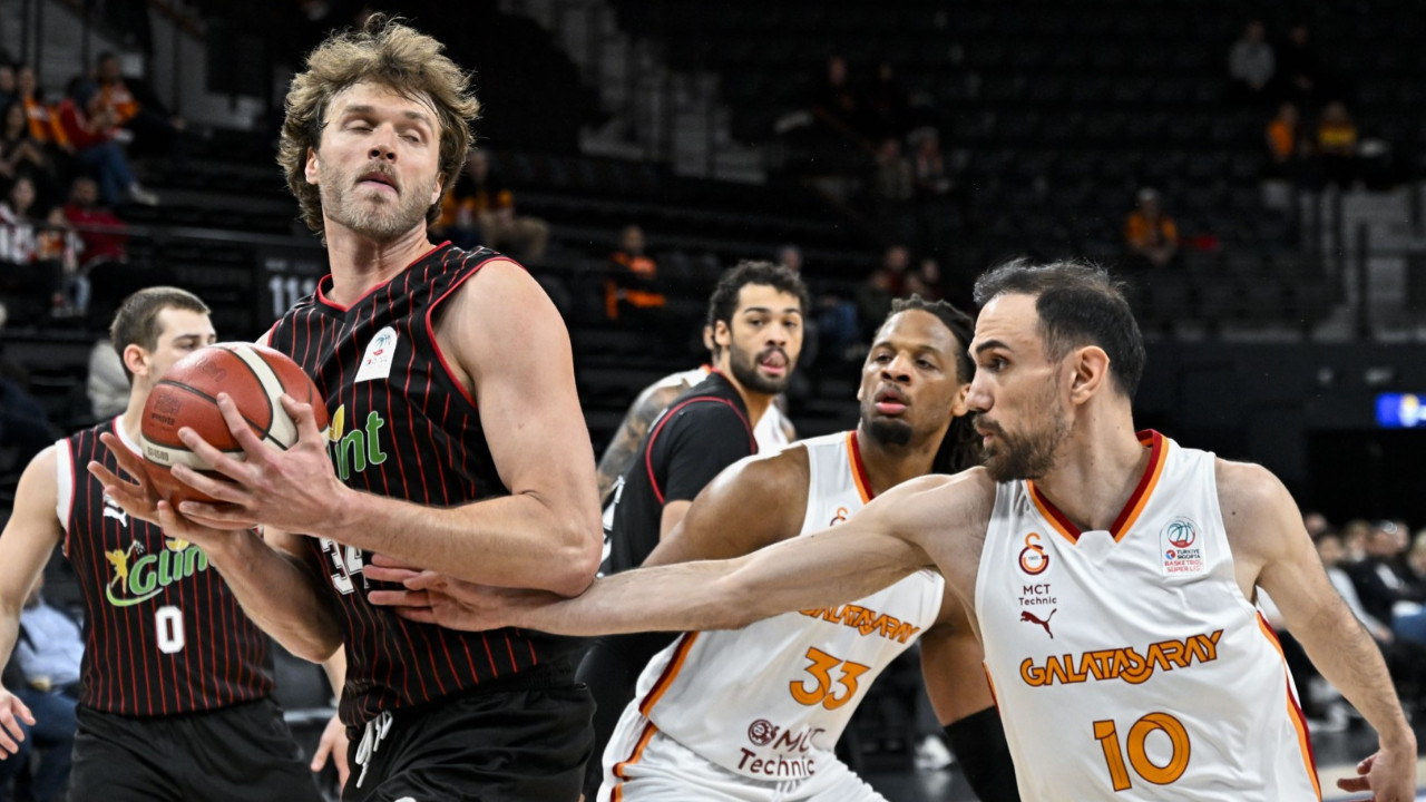 Galatasaray evinde Manisa'ya mağlup: 87-91